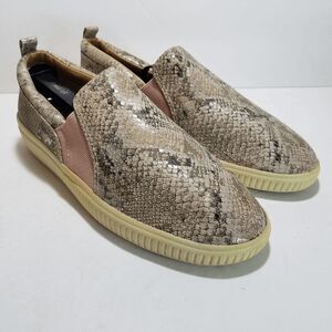Nurture Brayline Slip On Snake Print Leather Sneakers Shoes Womens Sz 7.5